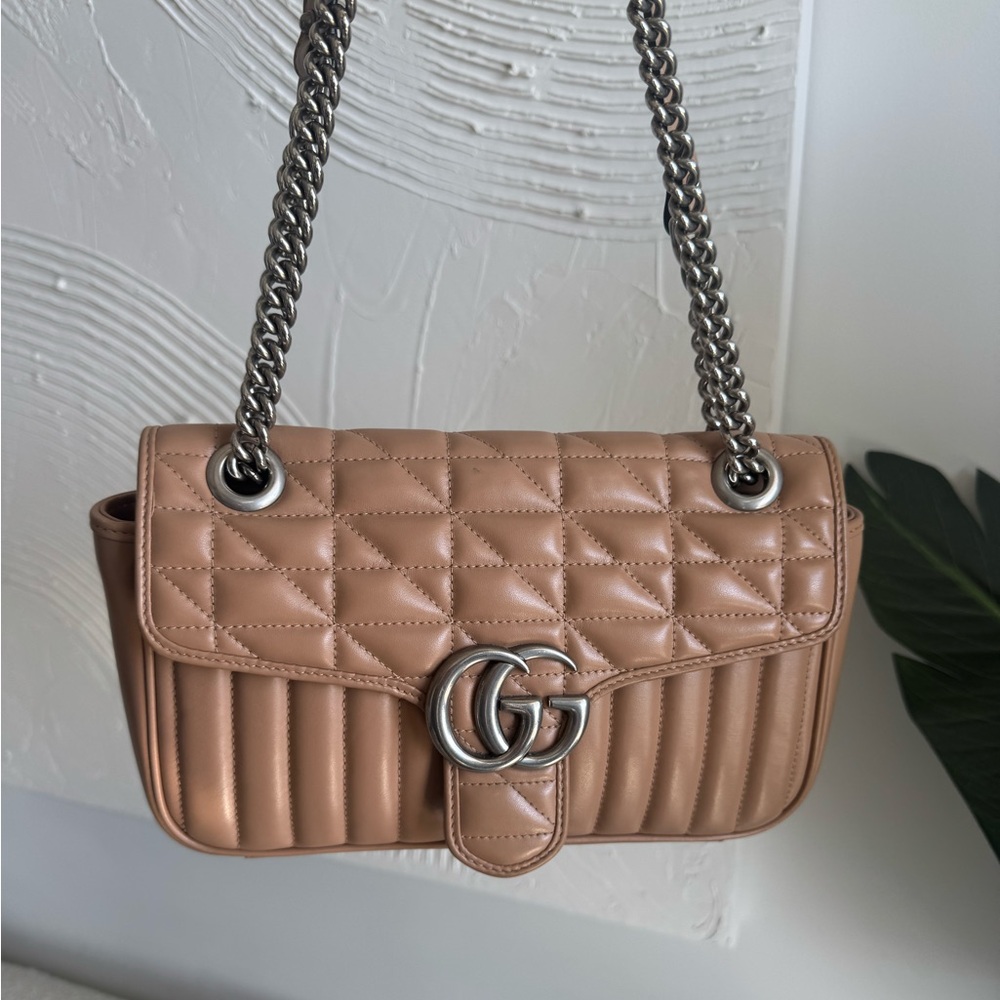 Gucci Beige Quilted Leather Marmont Shoulder Bag